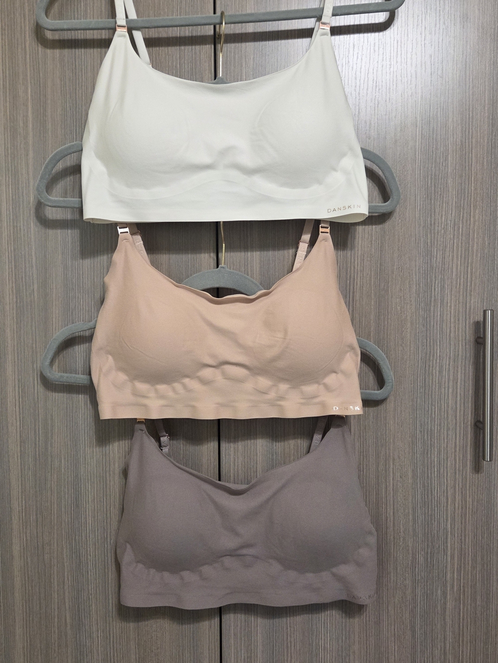 NWOT Seamless Comfort Bralette Set By Danskin